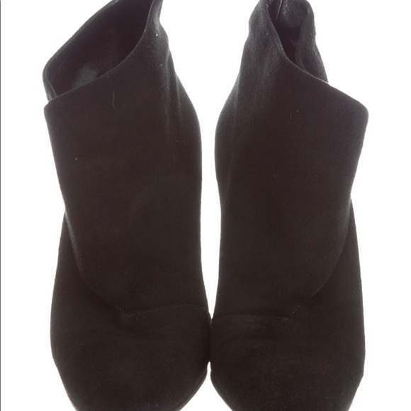 Manolo blahnik suede ankle boots- offers accepted - Picture 3 of 12